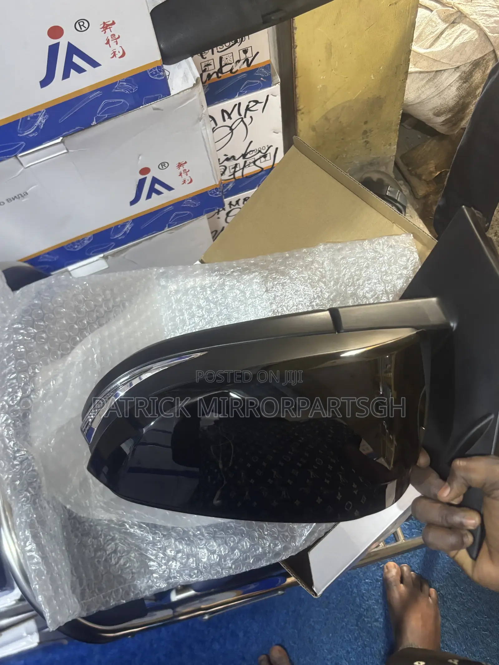 RAV4 2014 to 2019 With Light and Sensor