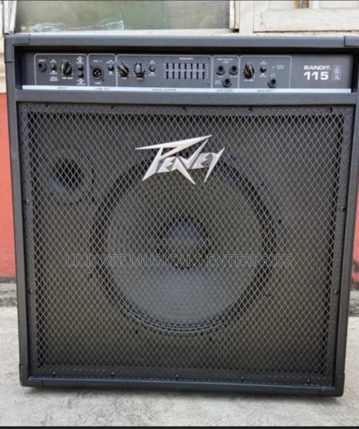 Peavey Bandit 115 Bass Combo Amplifier