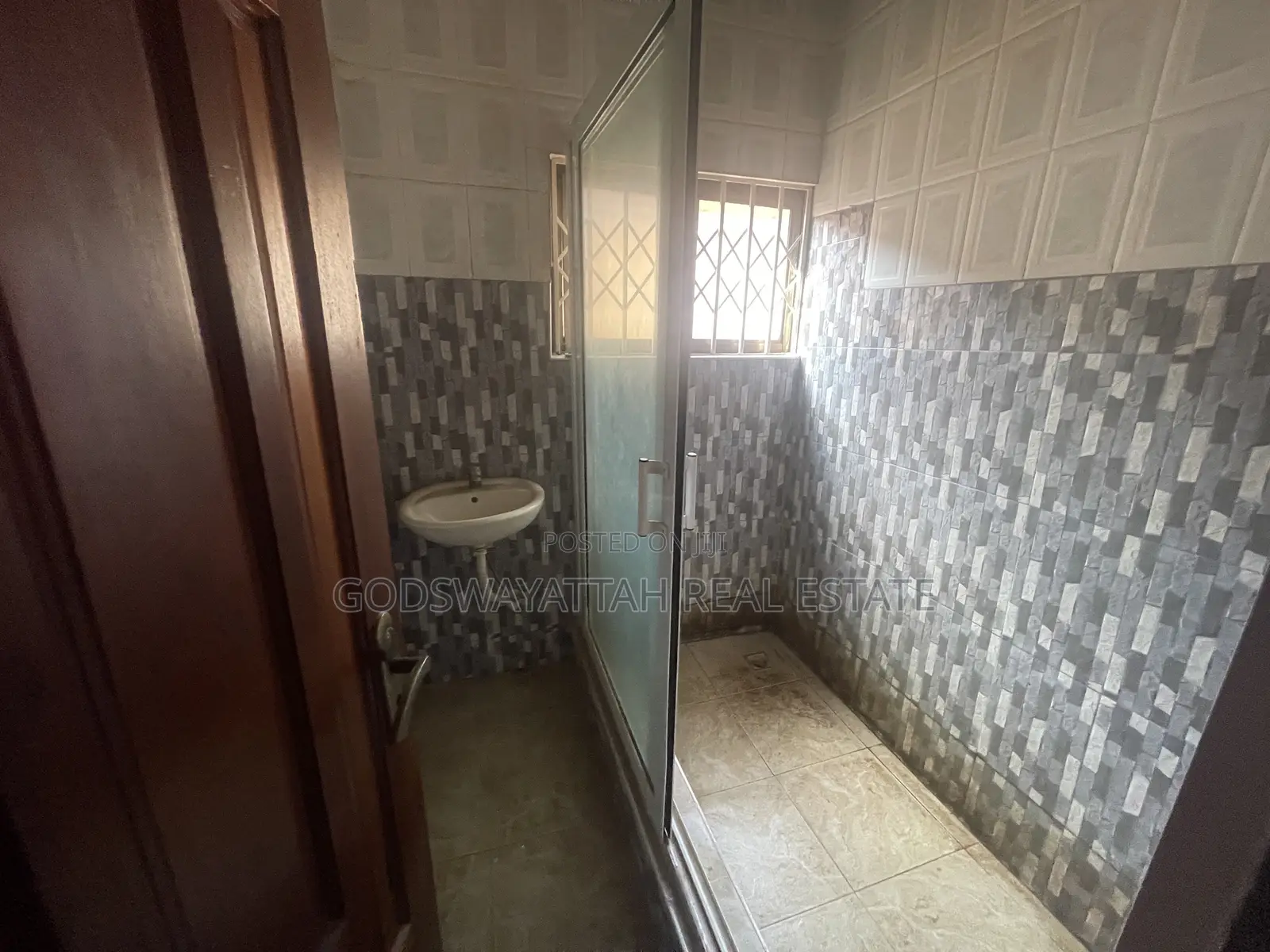 1bdrm Apartment in East Legon, Adjiriganor for rent
