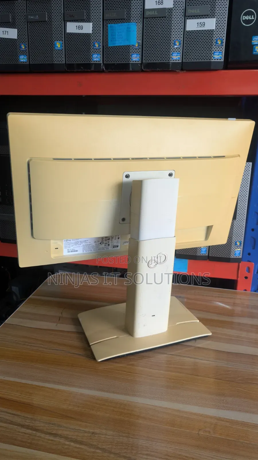 Fujitsu P24-8 TE Pro 24 Inches Wide Monitor