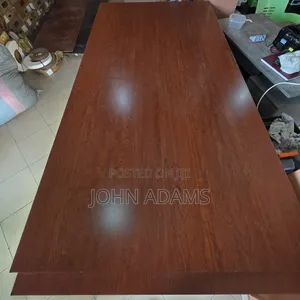 Semi-Gloss Laminated Plywood 18mm Mahogany 1220x2440