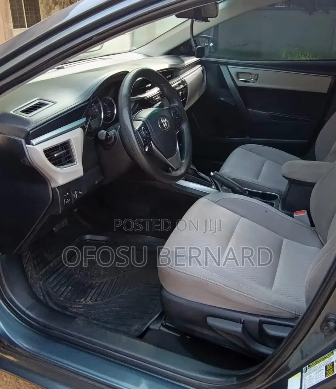 Toyota Corolla 2015 Black