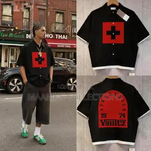Men’s Graphic Short Sleeve Button-Up Shirt