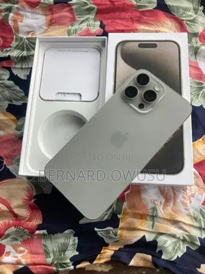 Apple iPhone 15 Pro Max 256 GB Silver