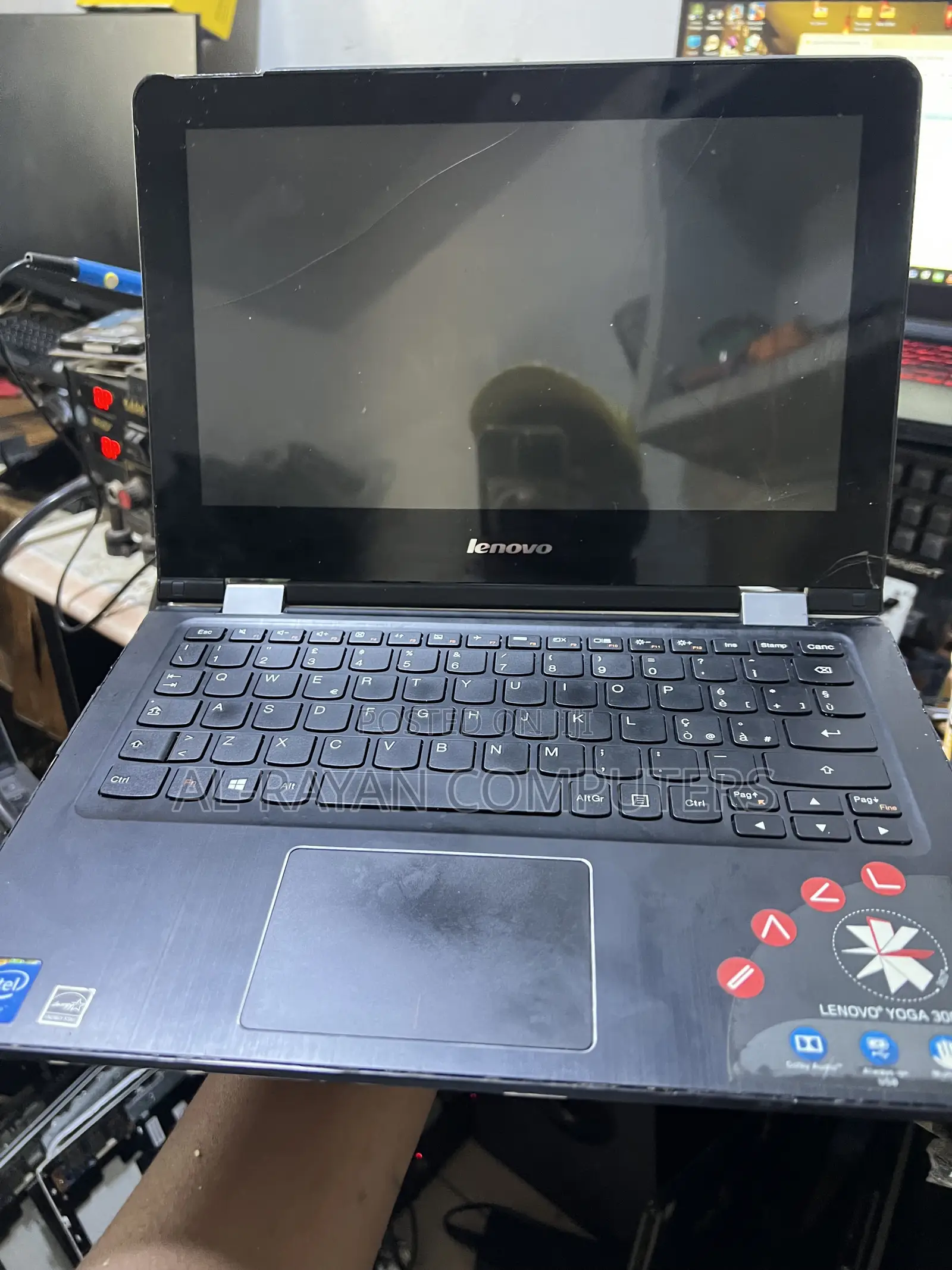 Laptop Lenovo Yoga 330 2GB Intel HDD 160GB