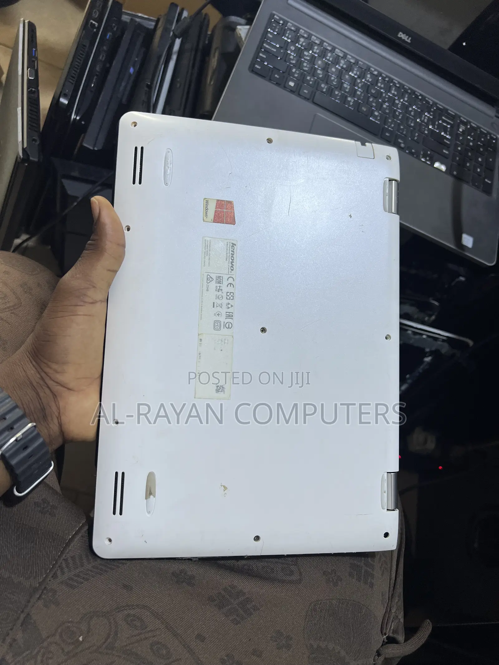 Laptop Lenovo Yoga 330 2GB Intel HDD 160GB
