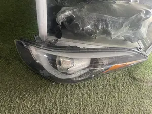 Hyundai Elentra 2013-2016 Headlight Led Original Used