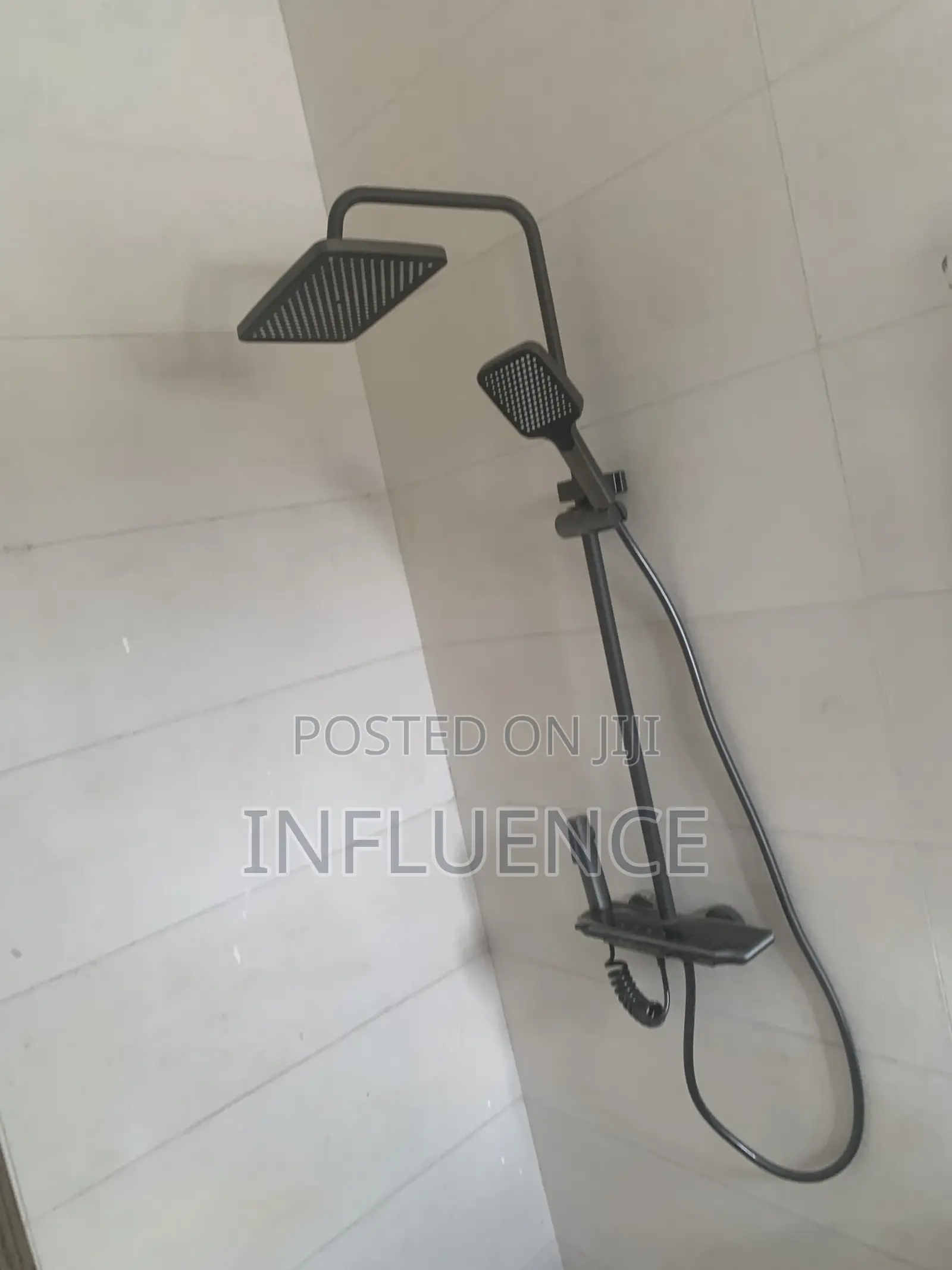 2bdrm House in Nanakrom, Botwe,, East Legon for sale