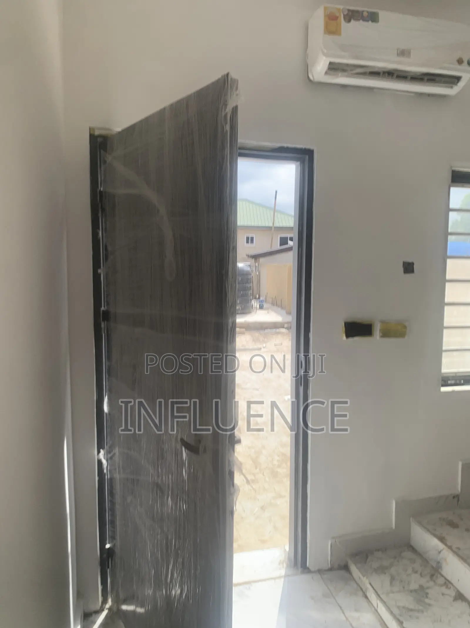 2bdrm House in Nanakrom, Botwe,, East Legon for sale