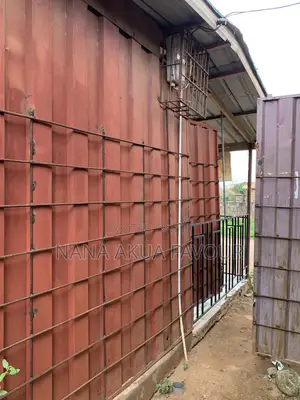 Container Shop for Sale, Located at Oyarifa Pantang Village
