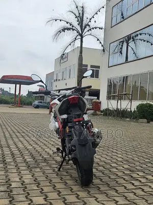 Benelli TNT 2024 White