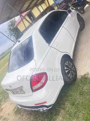 Nissan Versa 2012 White