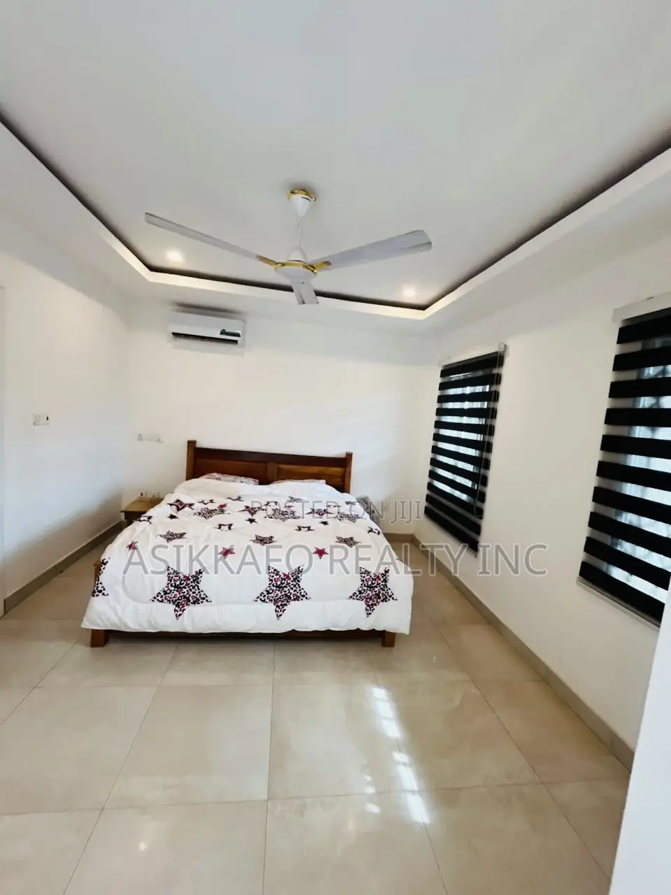 2bdrm Townhouse / Terrace in Manet, Spintex for rent