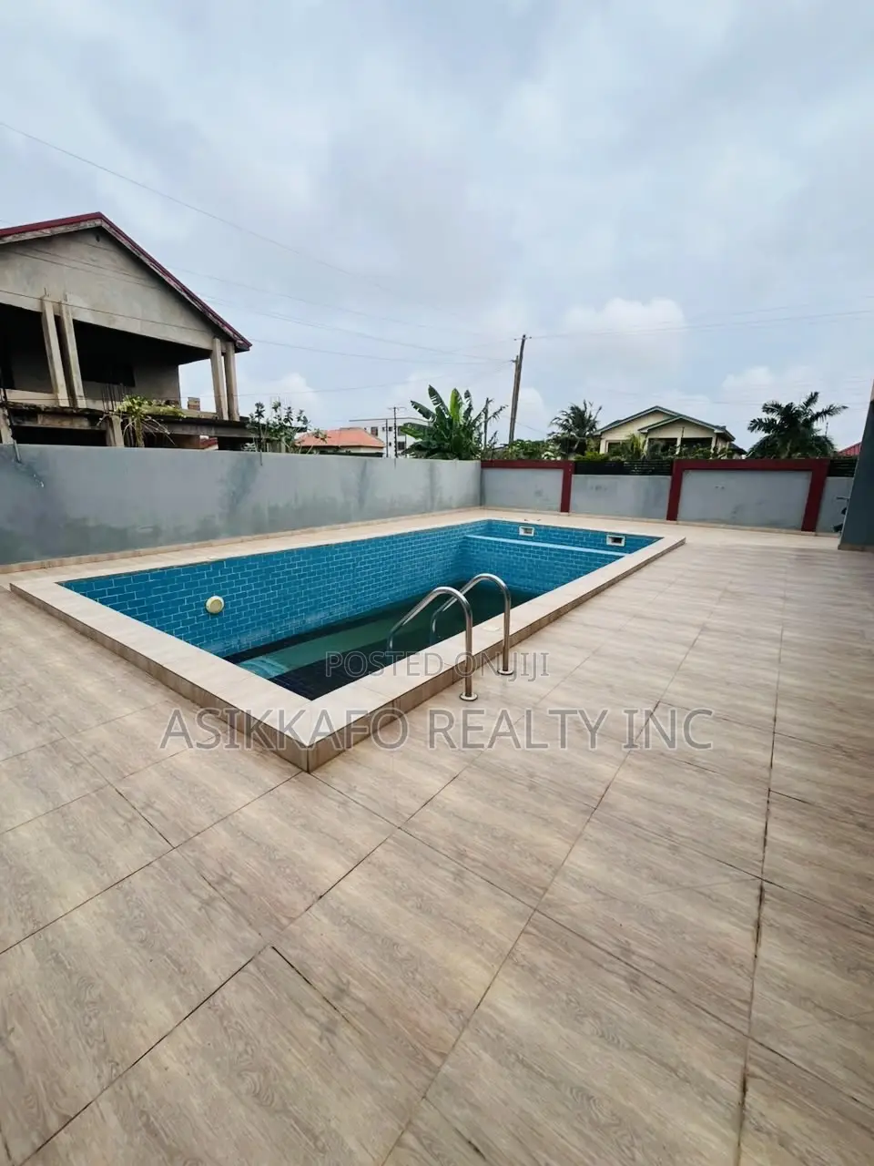 2bdrm Townhouse / Terrace in Manet, Spintex for rent