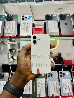 New Apple iPhone 16 128 GB White