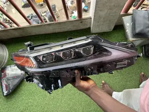 Camry 2018-2020 Spec Headlights