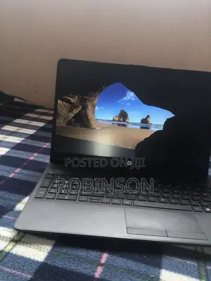 Laptop HP EliteBook 840 G3 4GB Intel Core 2 Quad SSD 256GB
