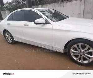 Mercedes-Benz C300 2016 White