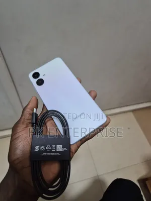 New Samsung Galaxy A25 128 GB Yellow