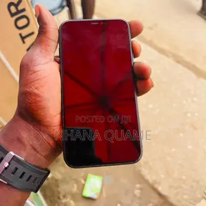 Apple iPhone 11 64 GB Black