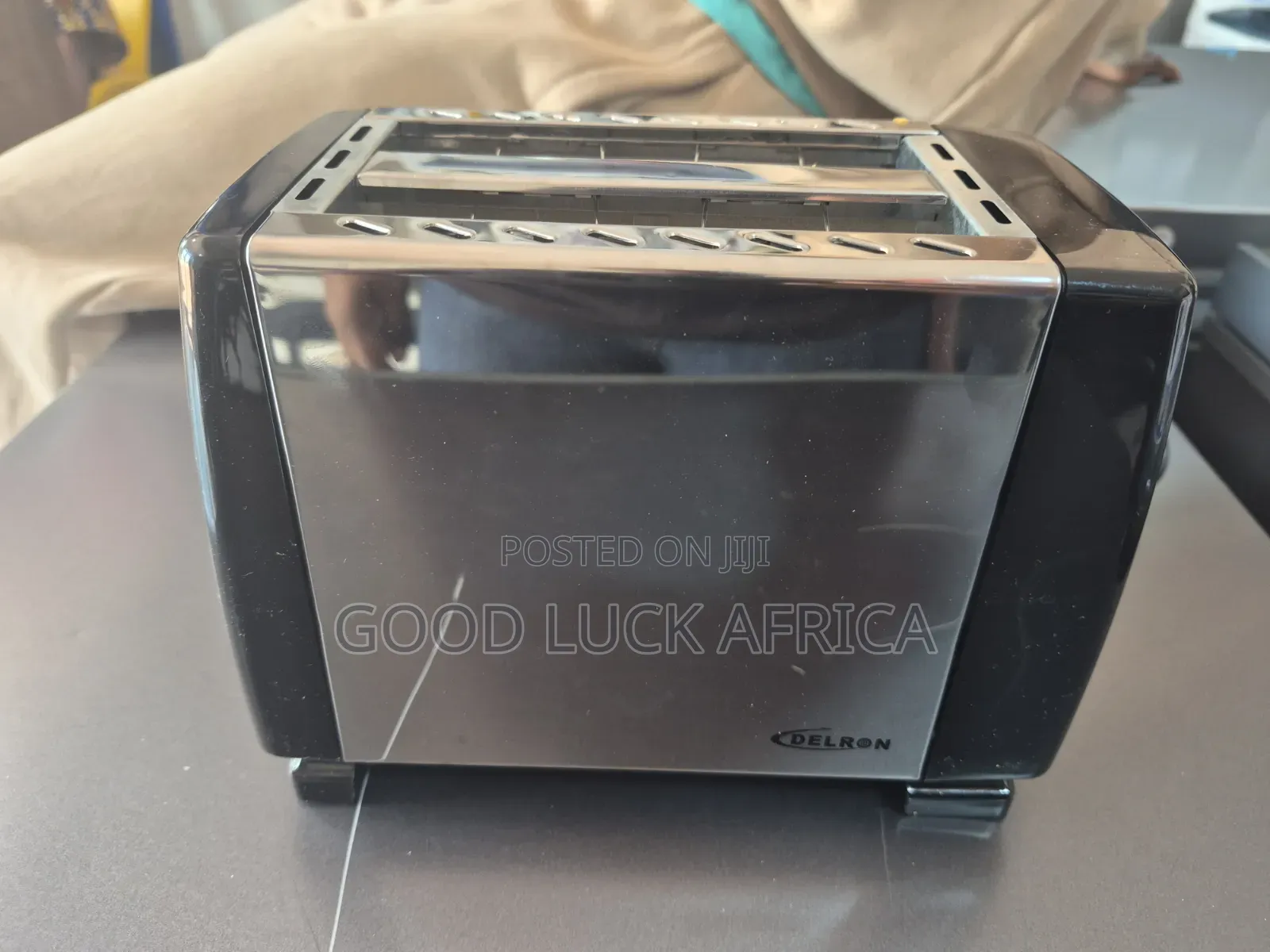 DELRON 2 Slice Toaster DTM-002B