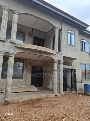 6bdrm House in Kg Franco Properties, Baatsona Total for sale