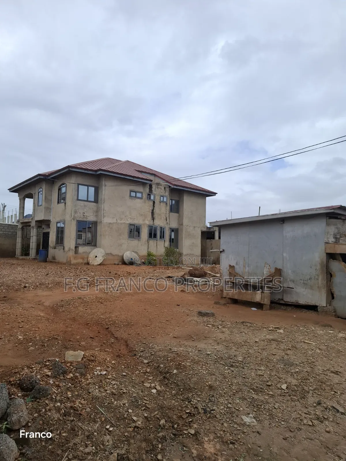 6bdrm House in Kg Franco Properties, Baatsona Total for sale