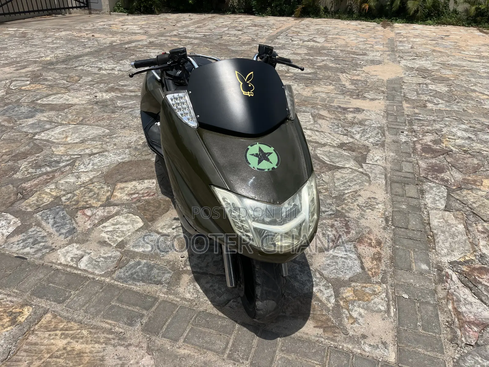 Yamaha 2019 Brown