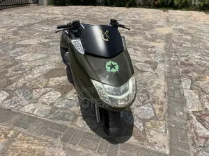 Yamaha 2019 Brown