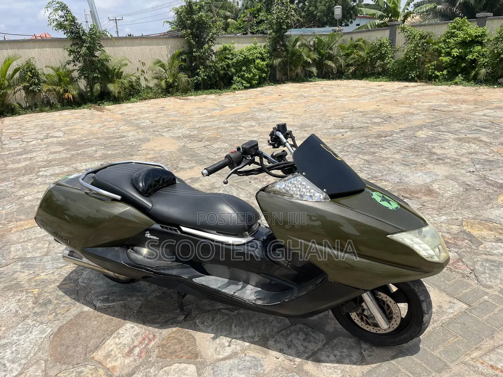 Yamaha 2019 Brown