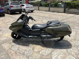 Yamaha 2019 Brown