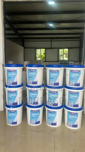High-Quality European Acrylic Paints for Retail Wholesale Supply.