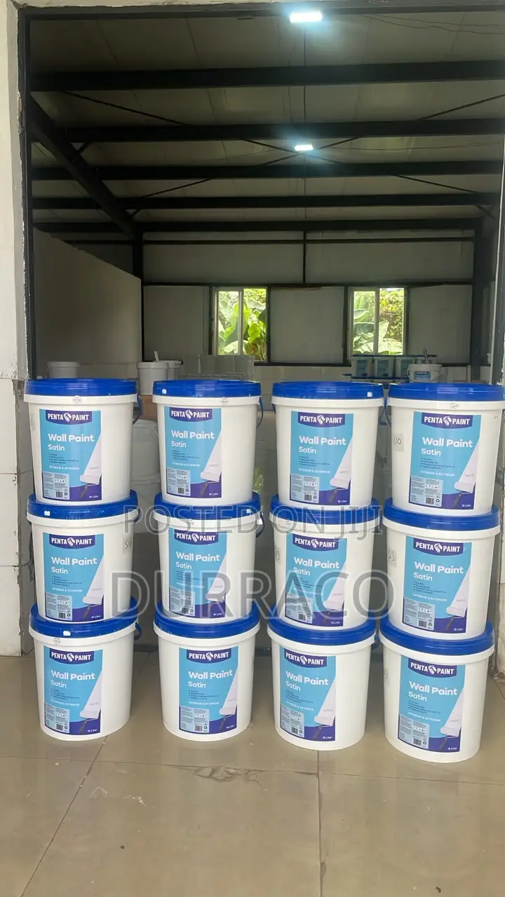 High-Quality European Acrylic Paints for Retail Wholesale Supply.