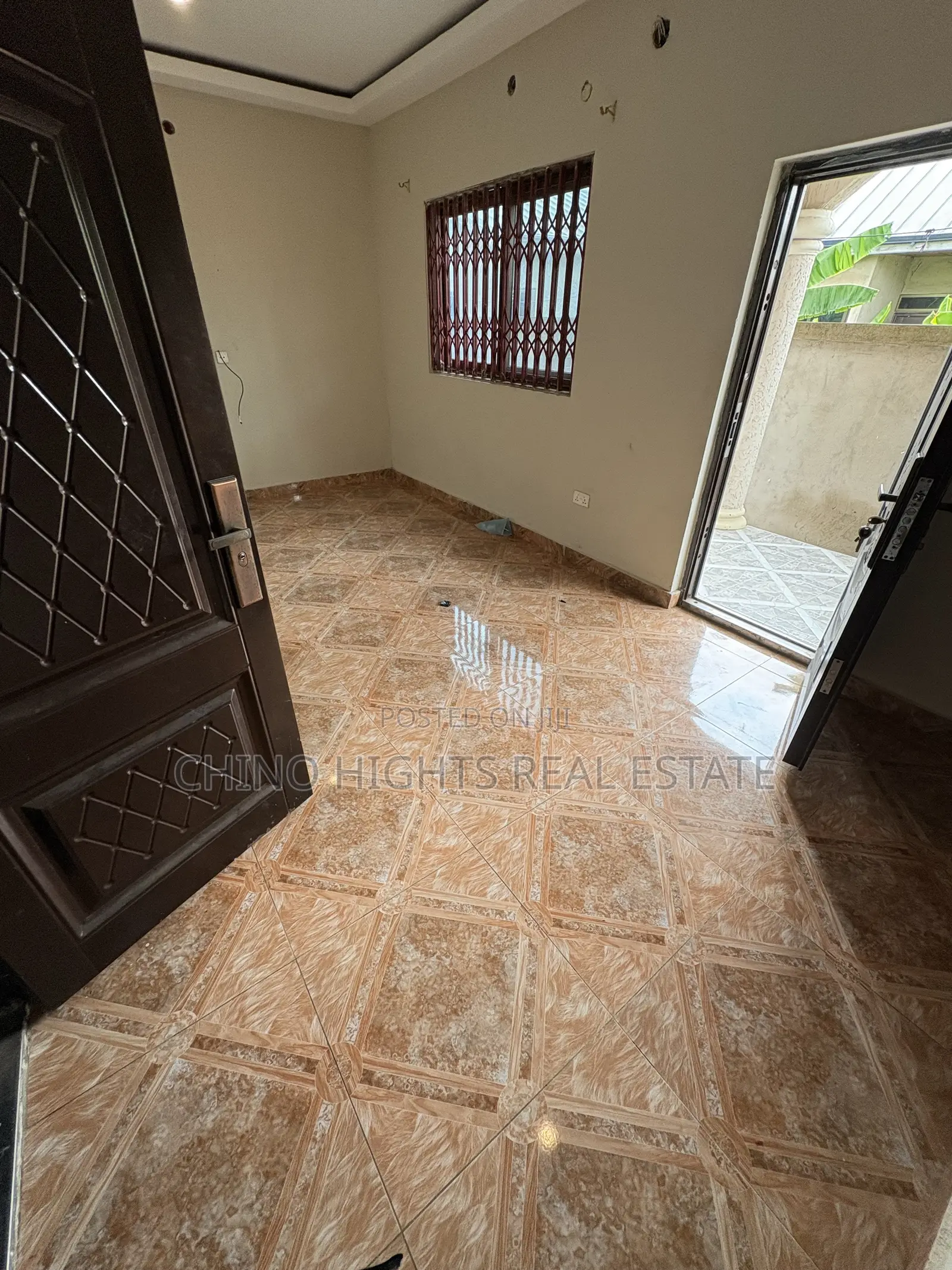1bdrm Apartment in Us, Tema Metropolitan for rent