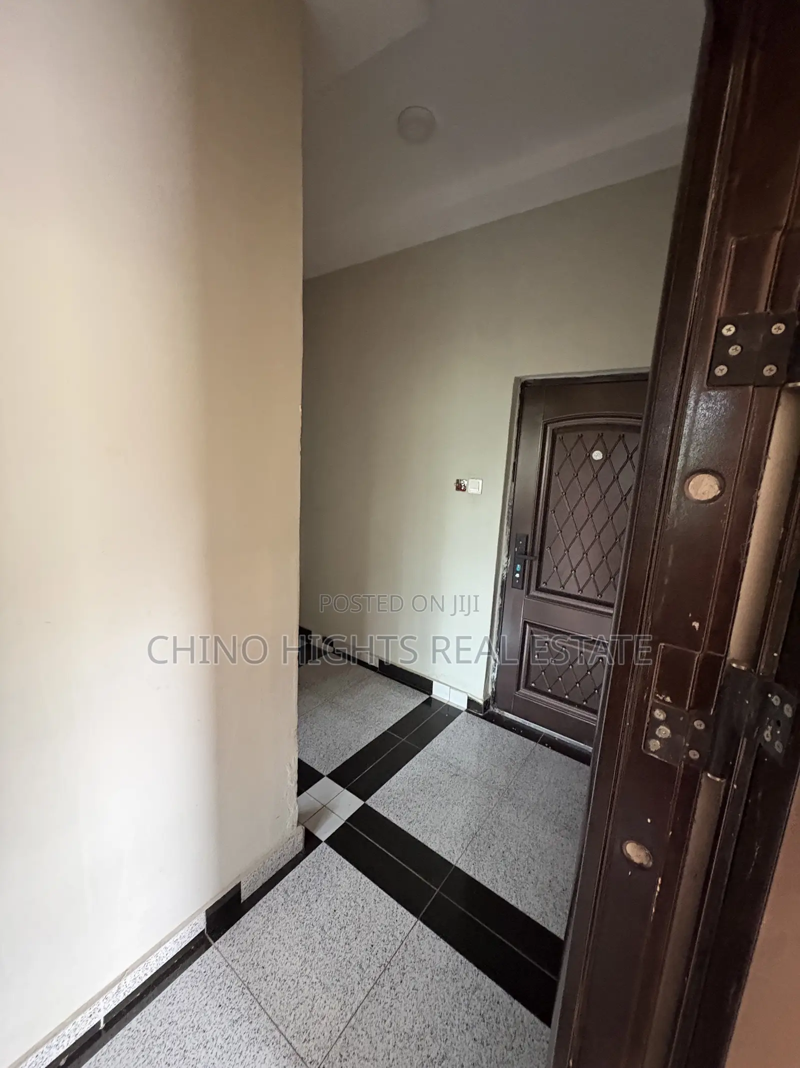 1bdrm Apartment in Us, Tema Metropolitan for rent