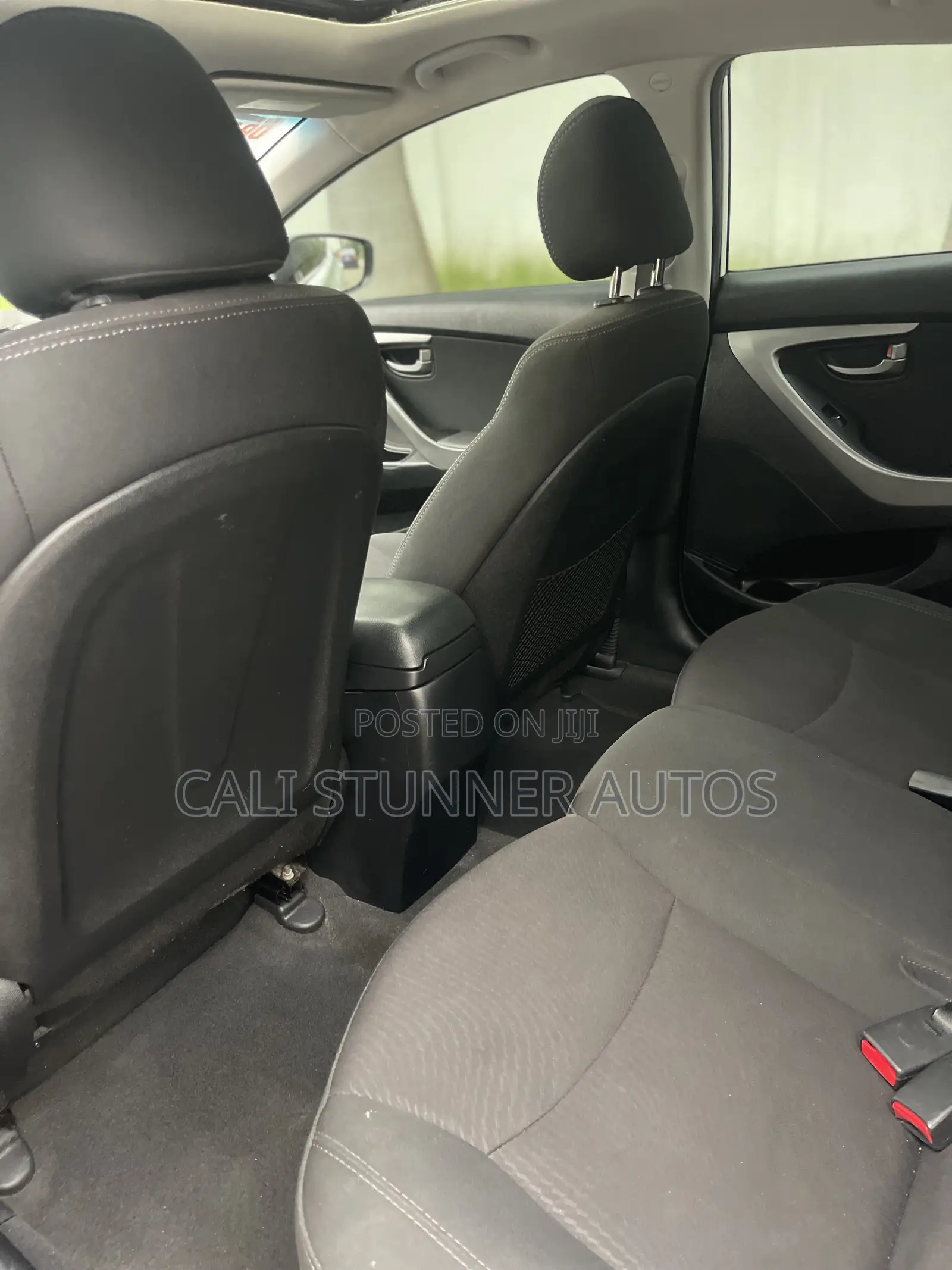 Hyundai Elantra Value Edition Sedan FWD (1.8L 4cyl 6A) 2016 White