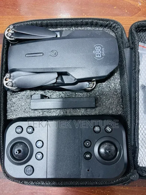 E88 Drone Dual Camera