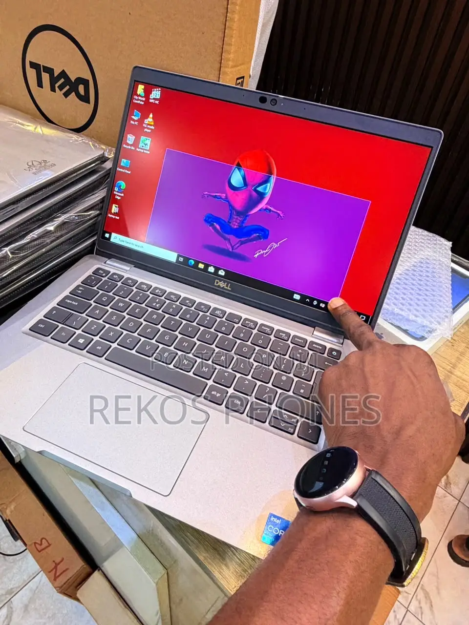 New Laptop Dell Latitude 5320 16GB Intel Core i5 SSD 256GB