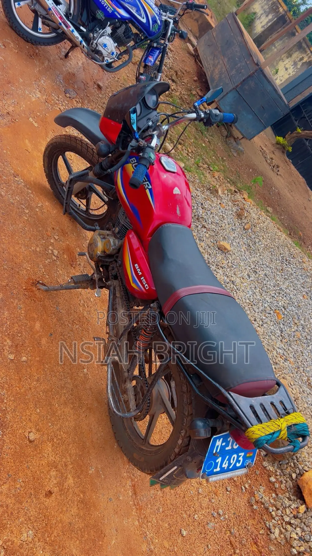 Bajaj Boxer 150 UG 2024 Brown