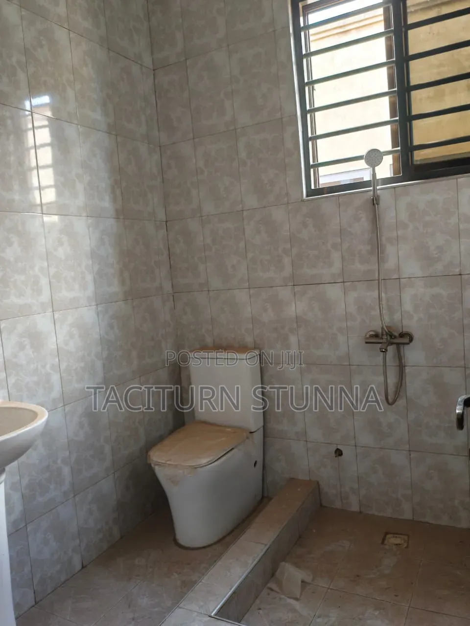 2bdrm Apartment in Tema Community 26 for rent
