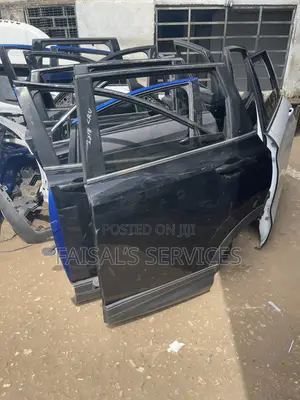Honda CR-v 17 to 22 Back Door Complete