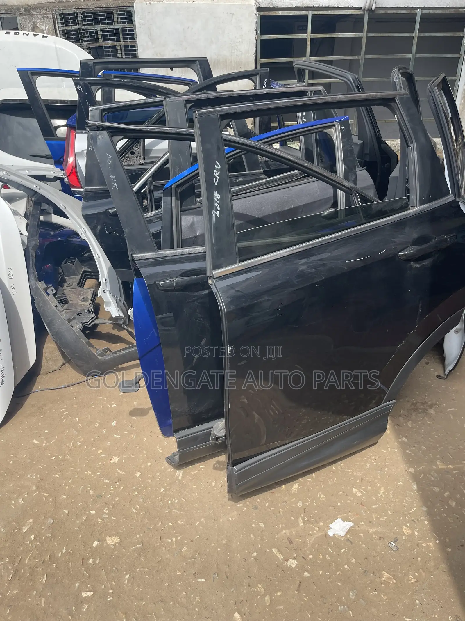 Honda CR-v 17 to 22 Back Door Complete