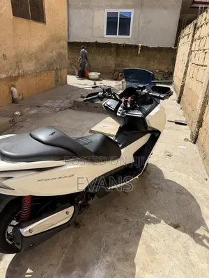 Honda Forza 2024 White