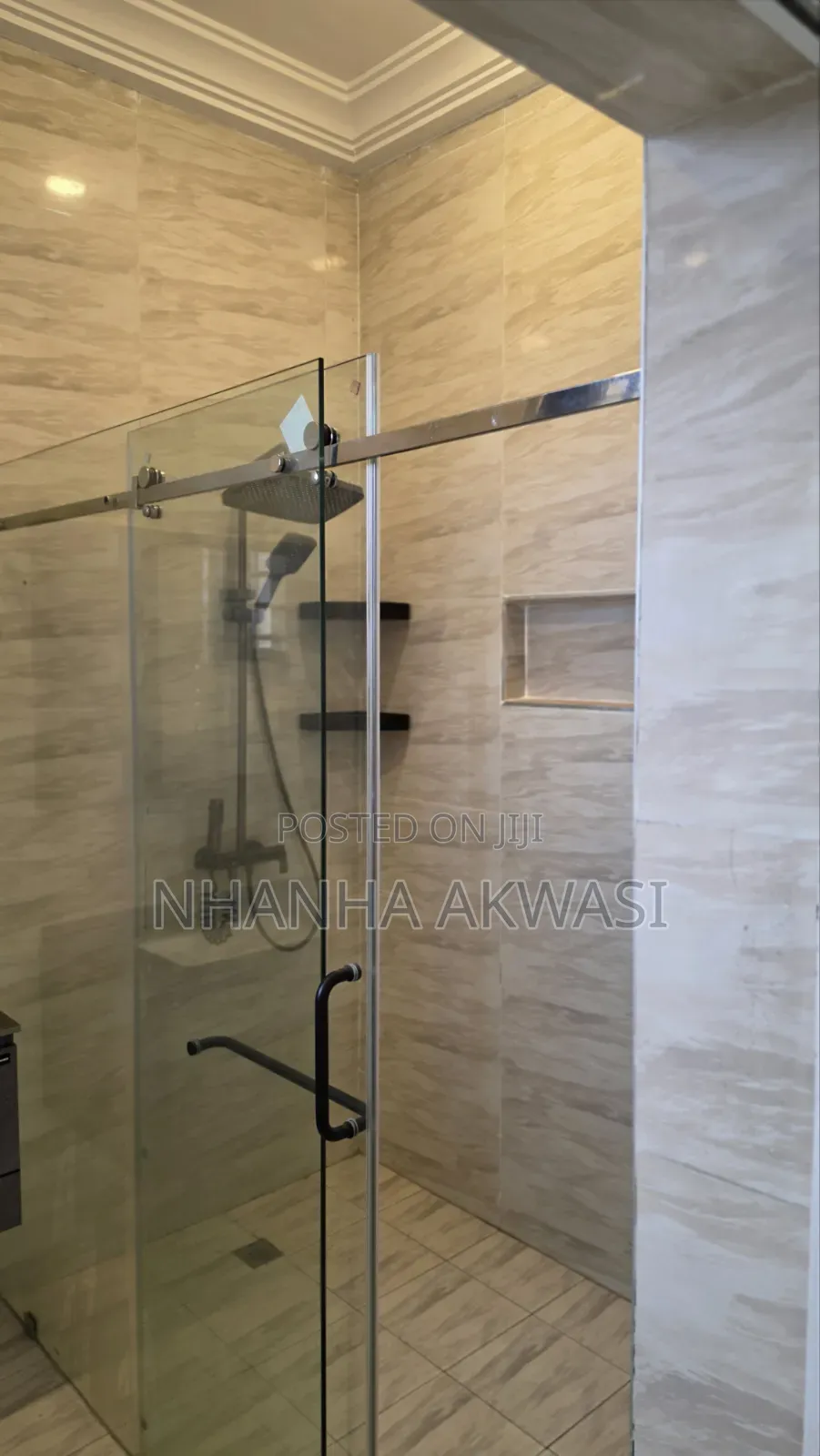2bdrm Apartment in Community 18, Sakumono for rent