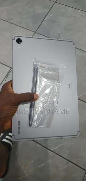 Samsung Galaxy Tab S9 FE 128 GB Silver