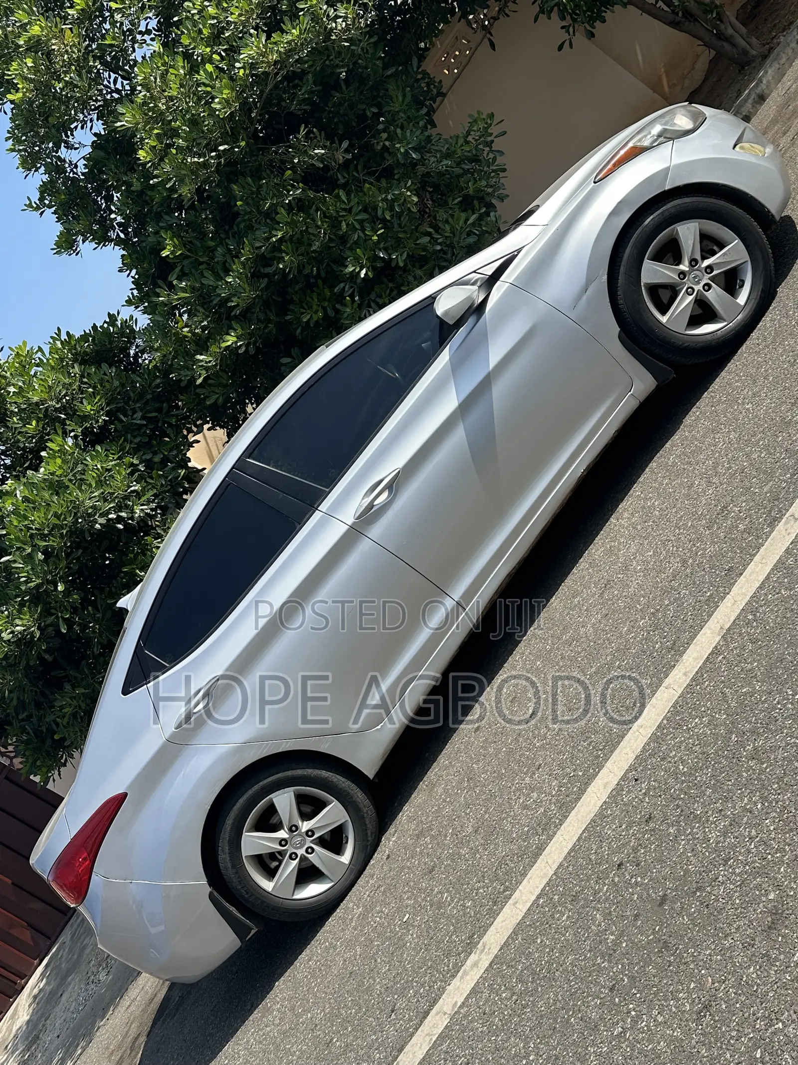 Hyundai Elantra Limited Sedan FWD (1.8L 4cyl 6A) 2013 Silver