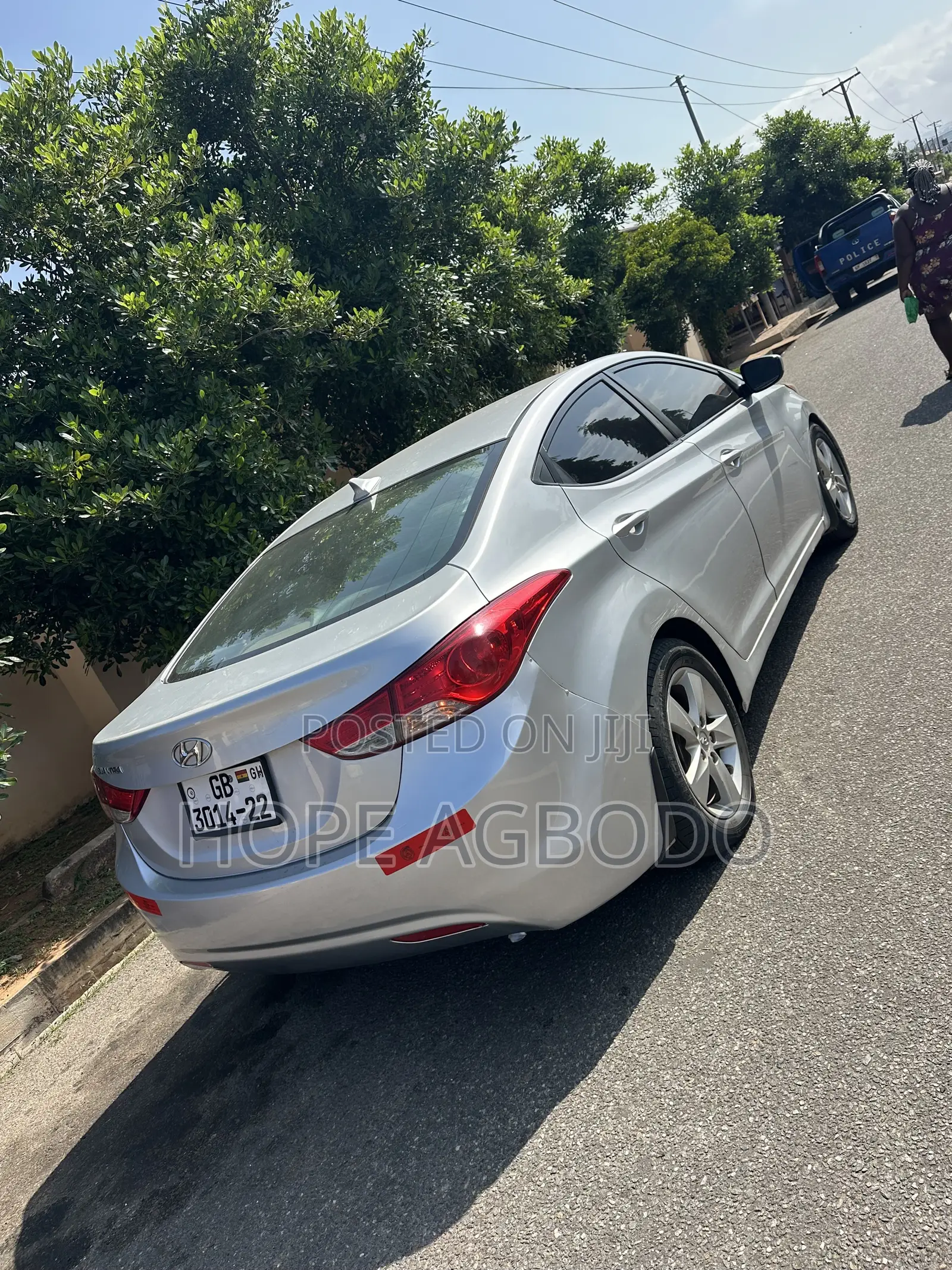 Hyundai Elantra Limited Sedan FWD (1.8L 4cyl 6A) 2013 Silver