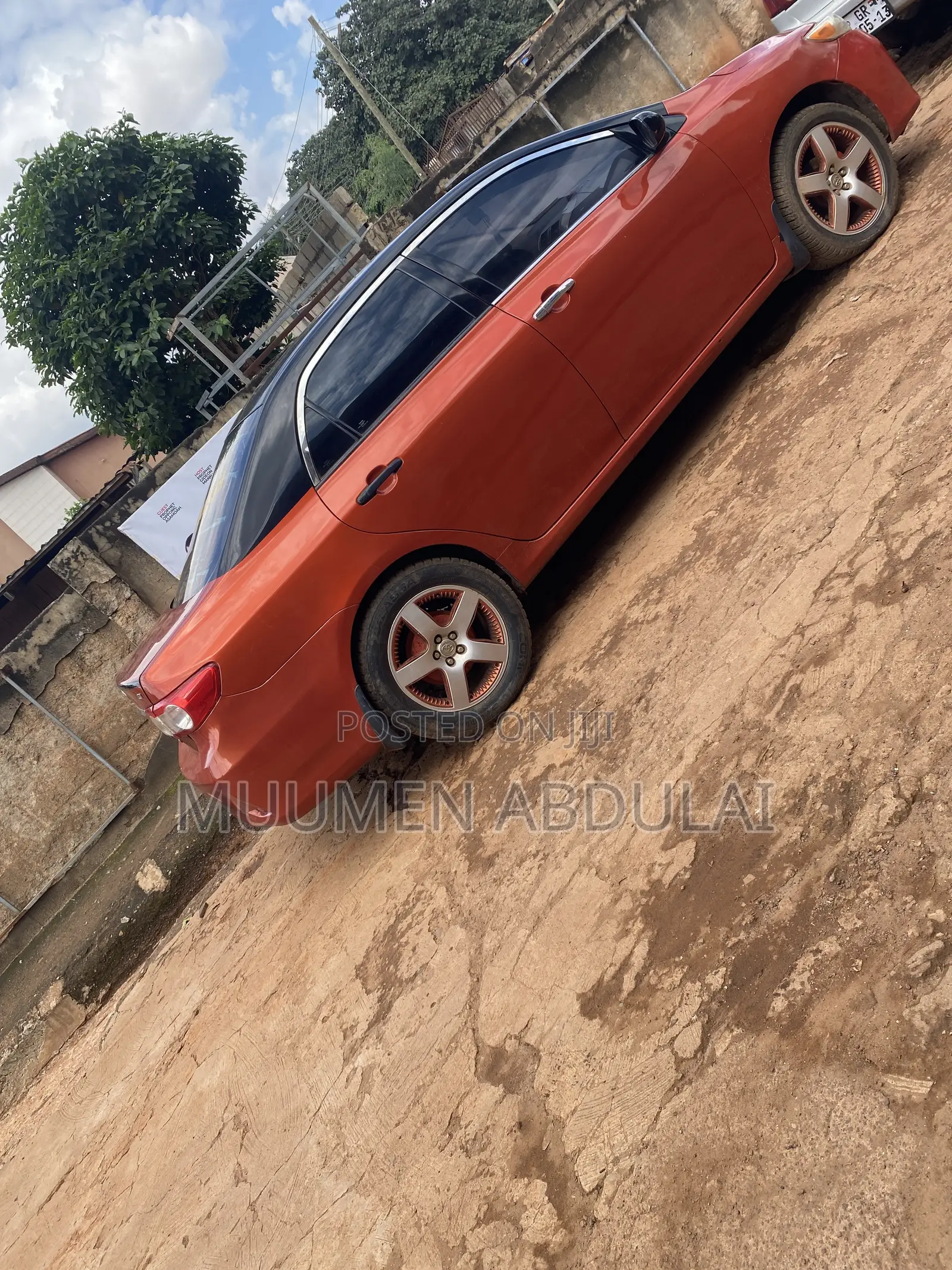 Toyota Corolla LE 4dr Sedan (1.8L 4cyl 4A) 2012 Orange