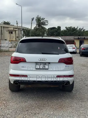 Audi Q7 2013 White