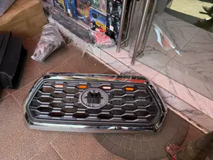 Tundra Front Shells/Grille